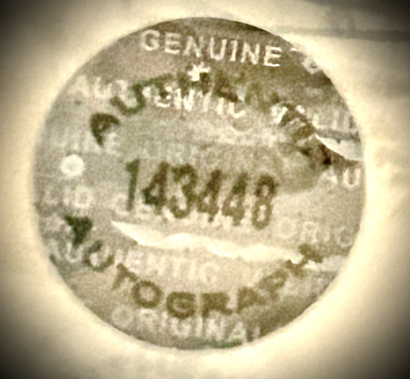 Sir Worthy authentication label